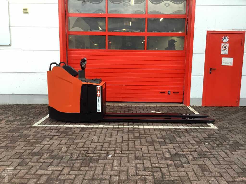 212_005786-1.jpg?v=1761539136