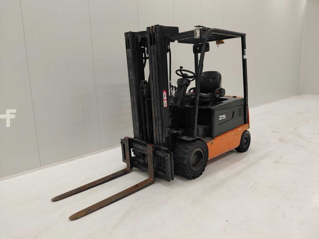 24990_05659A-1.jpg?v=1762593427