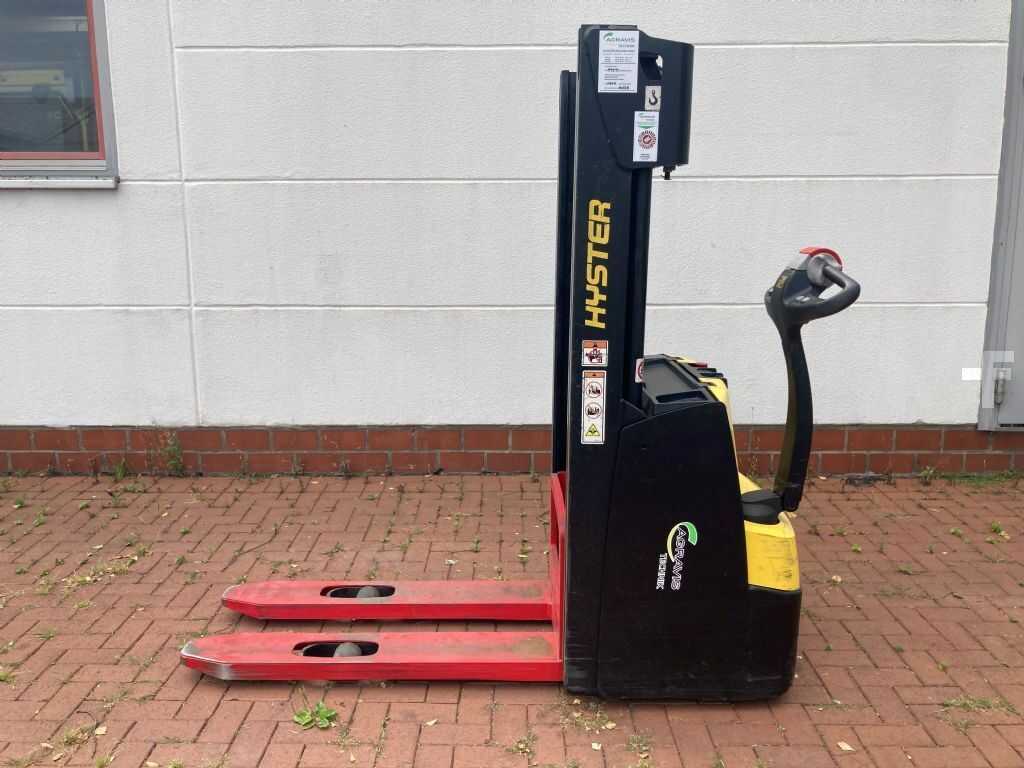 369_300380501-1.jpg?v=1761539136