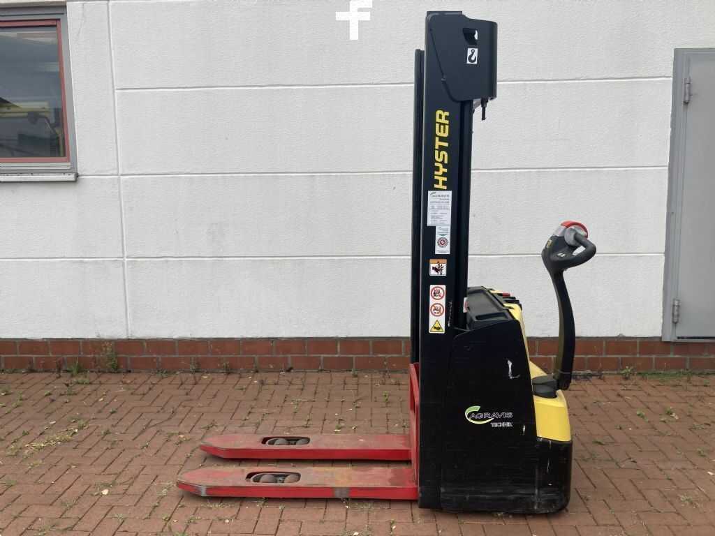 369_300388850-1.jpg?v=1761539136