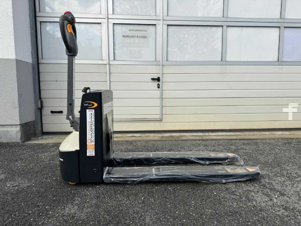 380_4420-1.jpg?v=1761539136