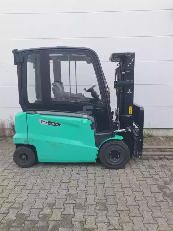 45201_EFB08D50304-2.jpg?v=1770979061