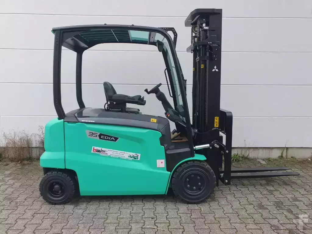 45201_EFB09E60255-2.jpg?v=1770978955