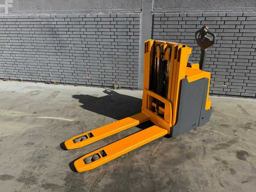 55667_90407872-1.jpg?v=1761539136