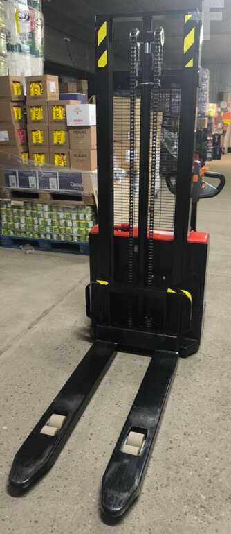 58781_SHThuBoKLSi-1-1.jpg?v=1765046387