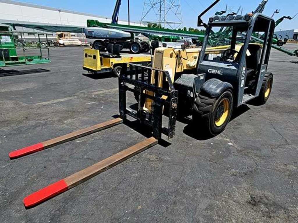 63561_973923-1.jpg?v=1764648936