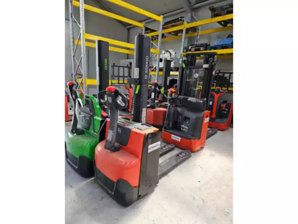 64339_663808574-1.jpg?v=1764668583