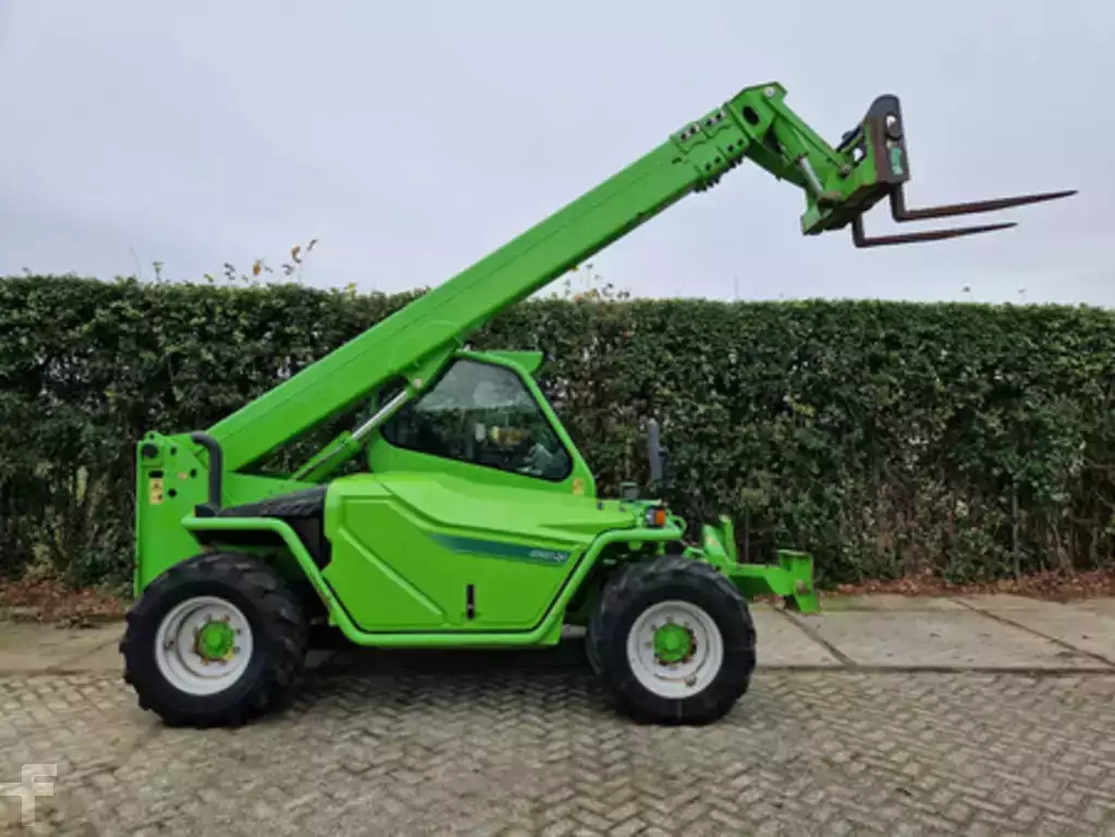 69447_486398035-1.jpg?v=1765597442