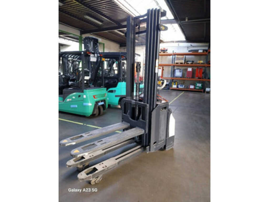 72833_522083684-1.jpg?v=1761539136