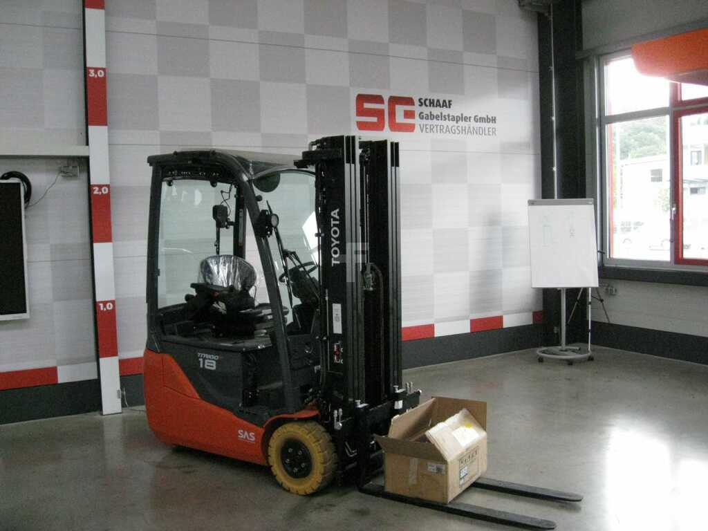 8_213463-1.jpg?v=1761539136