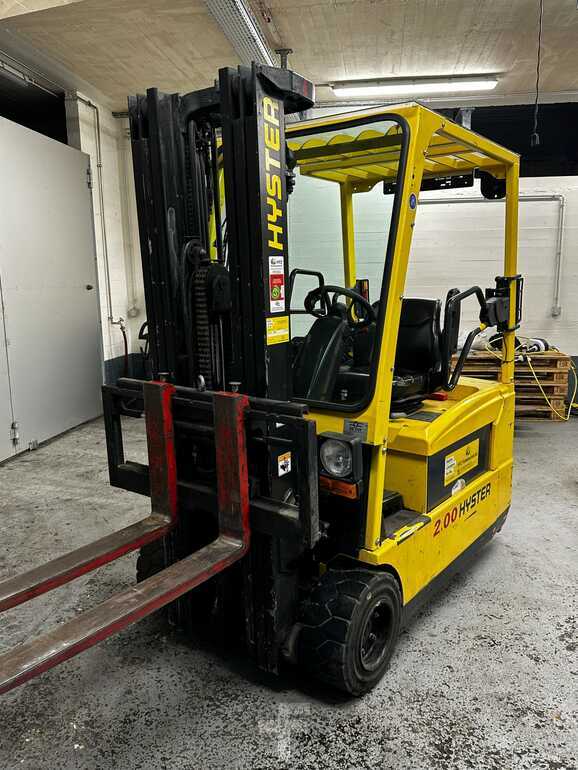 9962_8300-1.jpg?v=1761539136