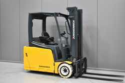 Elektro tříkolové VZV CAT Lift Trucks 2ET3500