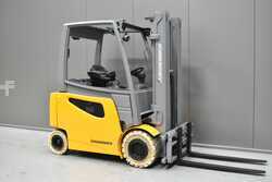 Elektro čtyřkolový VZV CAT Lift Trucks 2EPC5000