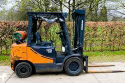 Petrol Forklift Doosan G35C-5