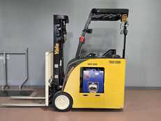 Reach Trucks Yale ESC040AD