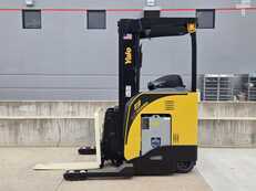 Reach Trucks Yale NDR035EB