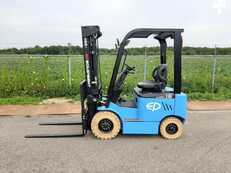 4-wiel elektrische heftrucks EP Equipment EFL181