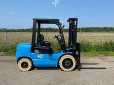 4-wiel elektrische heftrucks EP Equipment EFL302 | 3T | LI-ION