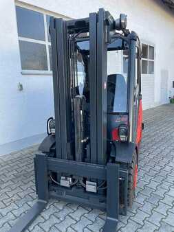 Diesel Forklifts 2019  Linde H35D EVO (2) 