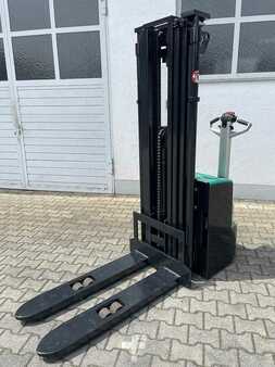 Stacker pedestre 2014  Mitsubishi SBP16N2 (3)