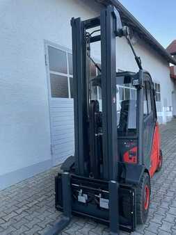 Linde H35D-02