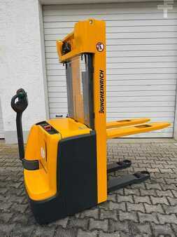 Stoccatori 2014  Jungheinrich EJC216 (1)