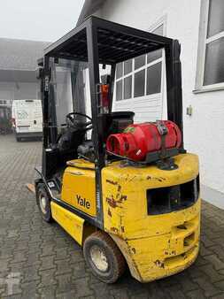 Gázüzemű targoncák 2005  Yale GLP20AF (3)