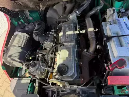 Dízel targoncák 2010  Mitsubishi FD30N (5)