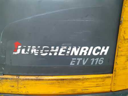 Schubmaststapler 2008  Jungheinrich ETV116 (9)