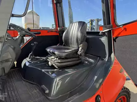 Dízel targoncák 1993  Linde H40D (5)
