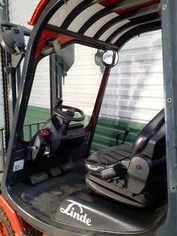 Propane Forklifts 2002  Linde H16T-03 (8)