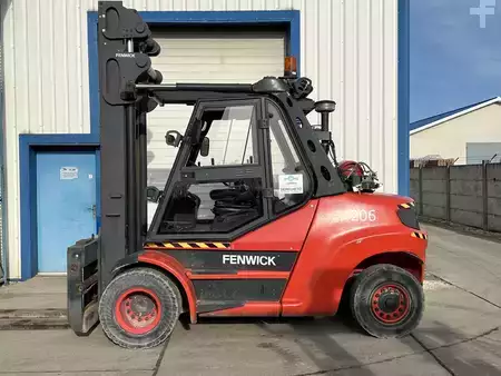 Gázüzemű targoncák 2015  Linde H80T-900 (1)