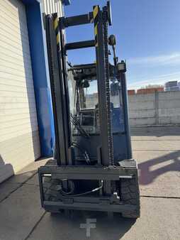 LPG heftrucks 2009  Linde H30T (3)