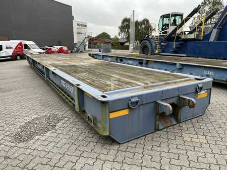 pótkocsi 2011  [div]  40' rolltrailer 100T (2)