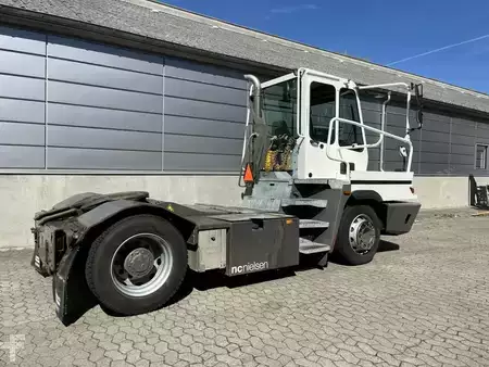 Wózek terminalowy 2015  Terberg YT182 4x2 (3)