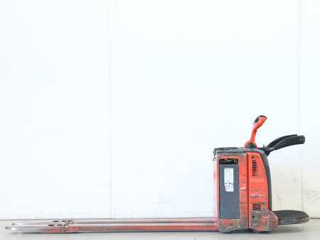 Porta-paletes elétrico 2016  Linde T20AP/131 (1)