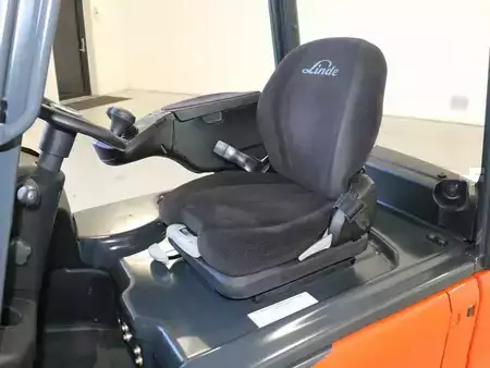 Electric - 3 wheels 2016  Linde E18L/386-02 EVO (6)