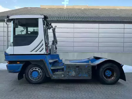 Terminál traktor 2017  Terberg RT223 4x4 (1)