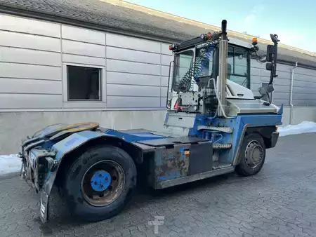 Terminál traktor 2017  Terberg RT223 4x4 (3)