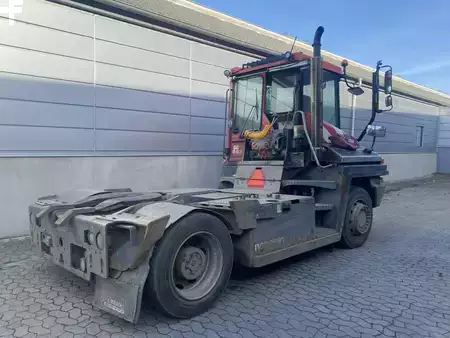 Terminál traktor 2011  Terberg RT223 4x4 (5)