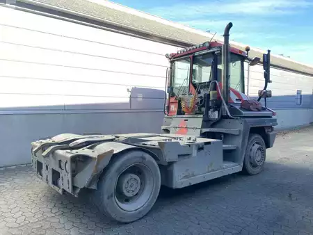 Terminal tractor 2011  Terberg RT223 (5)