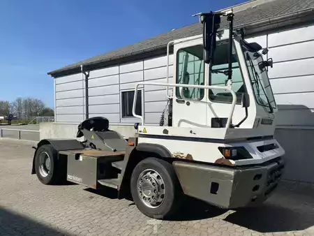 Trattori per terminali 2017  Terberg YT222 4x2 (5)
