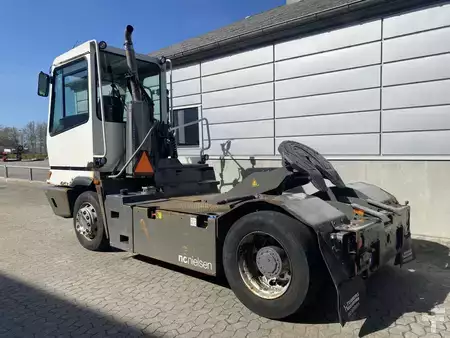 Trattori per terminali 2017  Terberg YT222 4x2 (6)