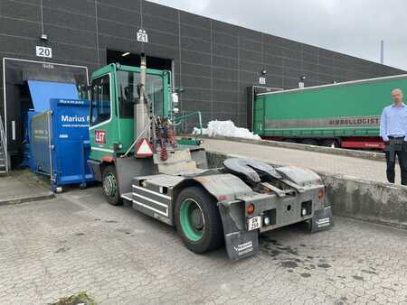 Tracteur à bagages 2017  Terberg YT222 4x2 (4)