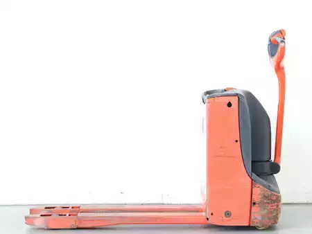 Elektromos emelőkocsik 2017  Linde T16/1152 (1)