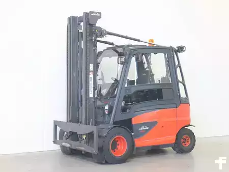Chariots électriques à 4 roues 2017  Linde E50HL/388 (2)