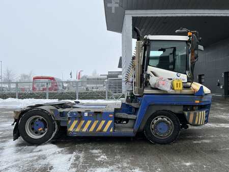 Terminálový traktor 2018  Terberg RT223 4x4 (4)