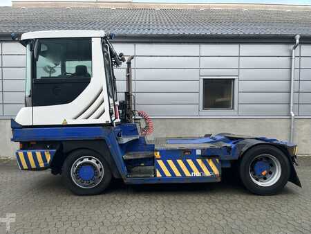 Terminálový traktor - Terberg RT223 (1)