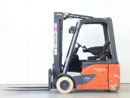 Elektrisk- 3 hjul 2018  Linde E16C/386-02 EVO (1)