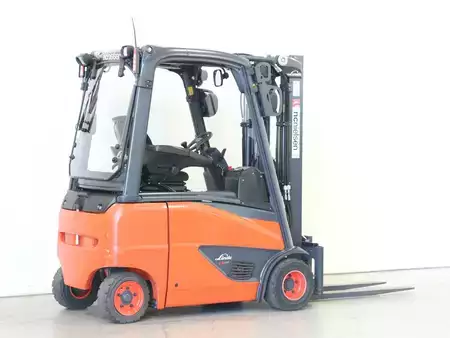 Eléctrica de 4 ruedas - Linde E18PH/386-02 EVO (3)